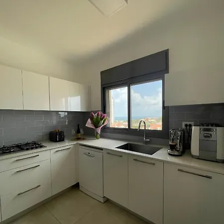 Sea & Fun Apartment Hadera Exterior photo